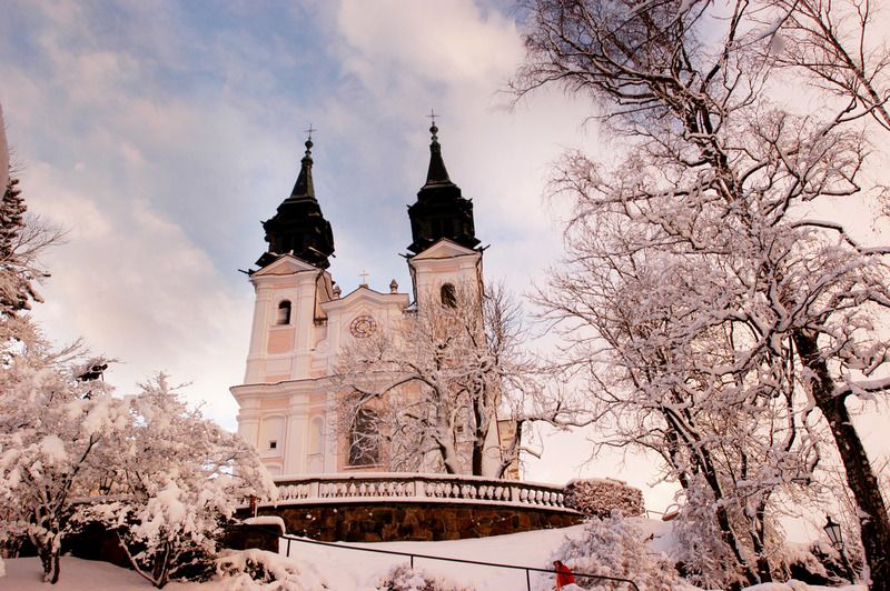 Bild: quiz/poestlingbergkirchewinter7-linz-linztourismus-andreasroebl-032005.jpg