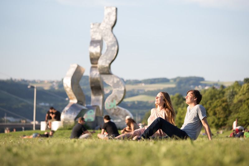 Bild: quiz/sommershooting5-linz-tourismus-tom-mesic.jpg