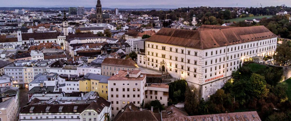 Bild: information/schlossmuseum-bluehour-linz-tourismus-roman-peherstorfer.jpg